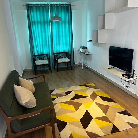 Spice Tunas 3B2B House Баян Лепас Екстериор снимка