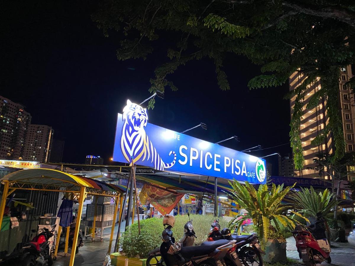 Spice Tunas 3B2B House Баян Лепас Екстериор снимка